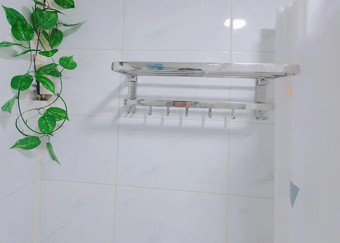 Appartement 영스테이 Young #korea Foreign Language 1 Mins #kyung Hee Universiy 10mins # Hufs Station 10mins #hoegi Station16 Mins #kyung Hee Universiy Medical Center 20mins #ddp 33mins #jongno 29mins #hyehwa 47mins Seoel